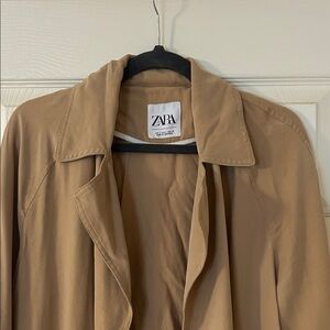 Zara Women's Classic Tan Trench Coat